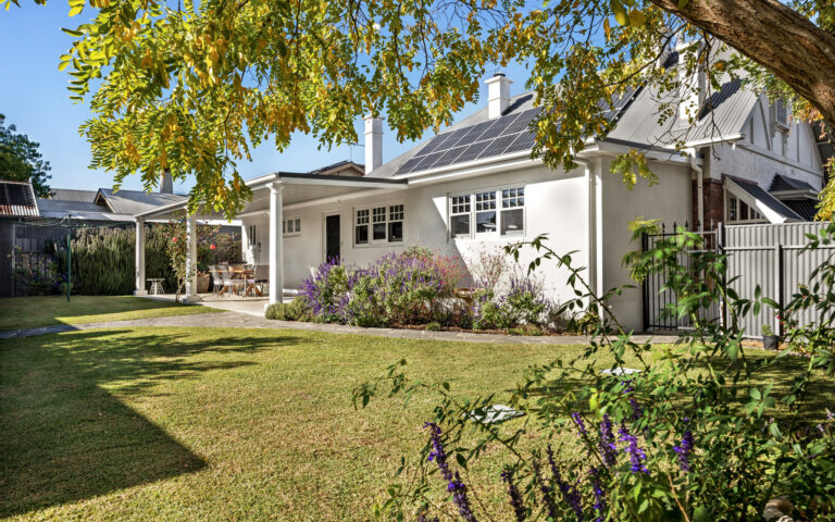 Luxury heritage bungalow with landscaped gardens and spacious lawn in the heart of Tanunda, Barossa Valley